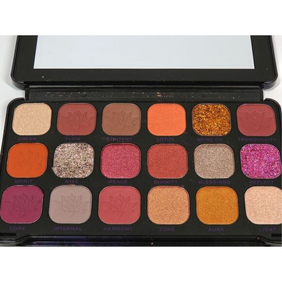 Revolution Forever Flawless Spirituality Eyeshadow Palette Cannabis Oil New - Picture 4 of 6
